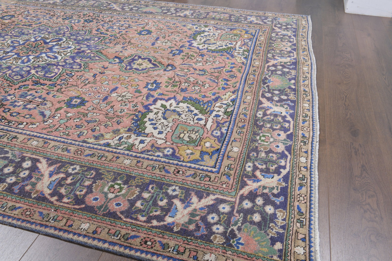 7x10 VINTAGE LUXURY RUG - 4