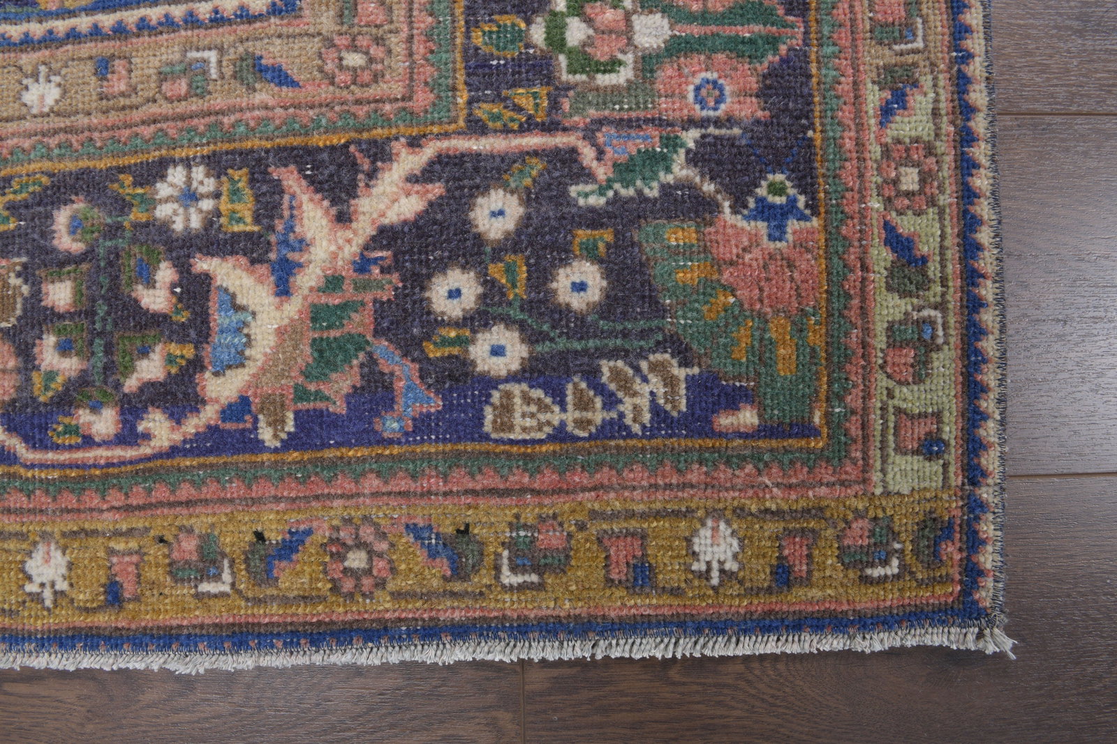 7x10 VINTAGE LUXURY RUG - 8