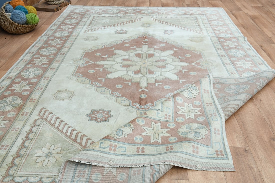 6'6x10'1 ft, TURKISH OUSHAK RUG - 7
