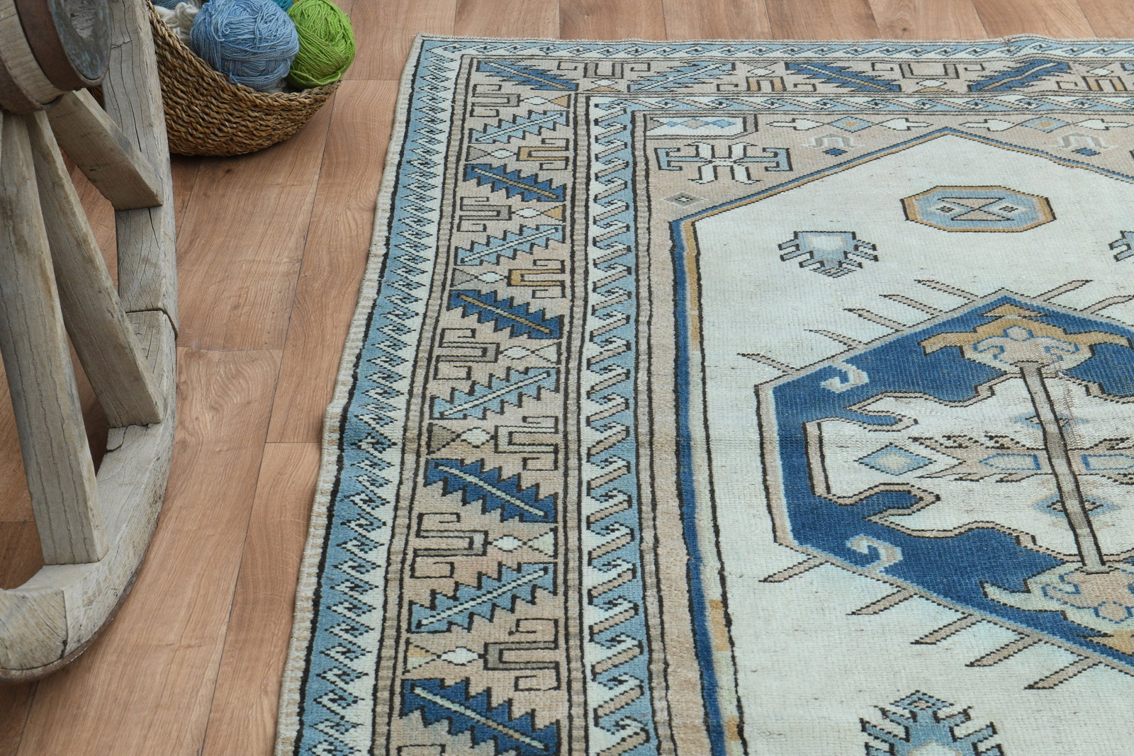5'3x7'5 ft, ORIENTAL OUSHAK RUG - 5