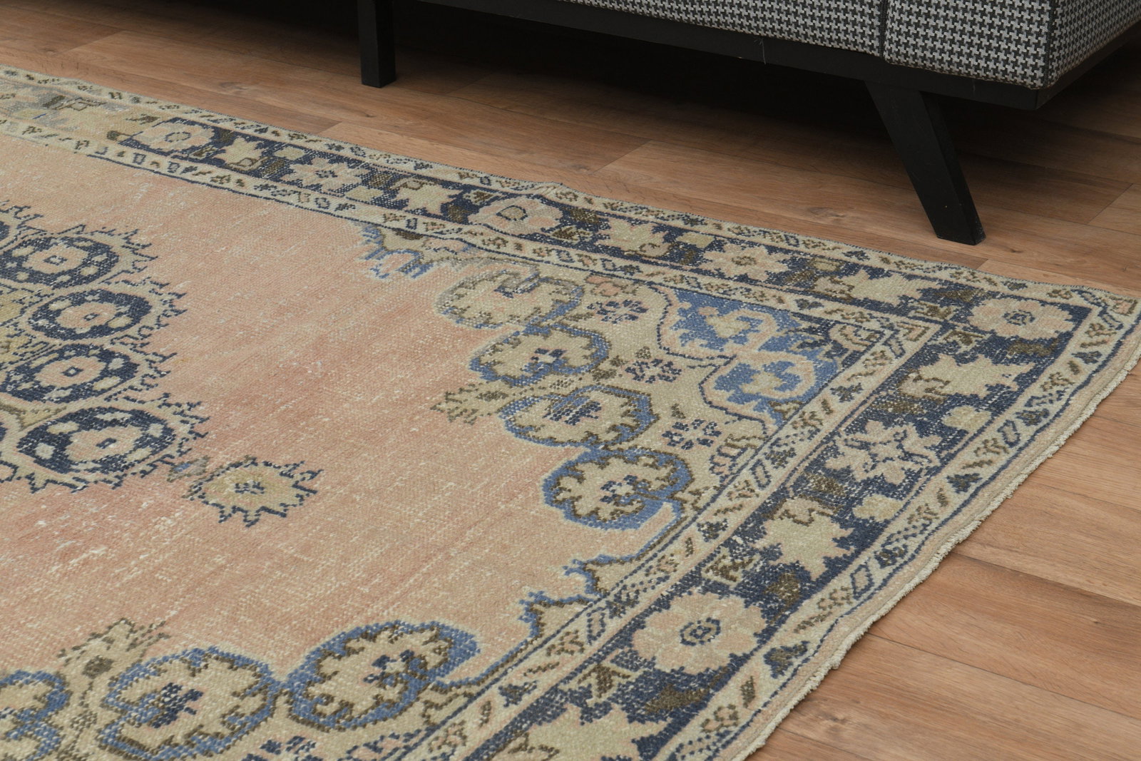 6x9 TURKISH RUG, Faded Pink - 2