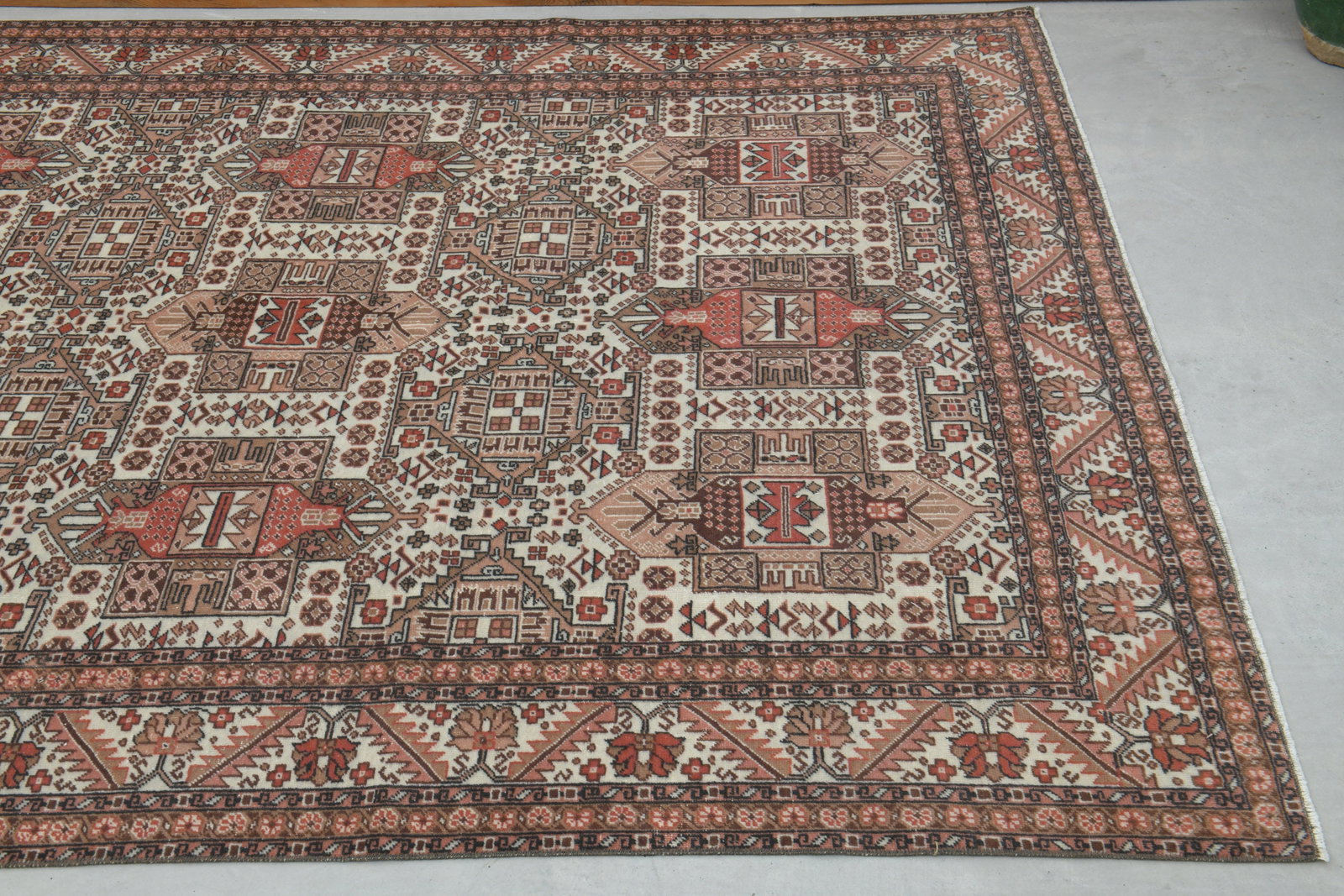6x10 VINTAGE HANDMADE RUG - 4