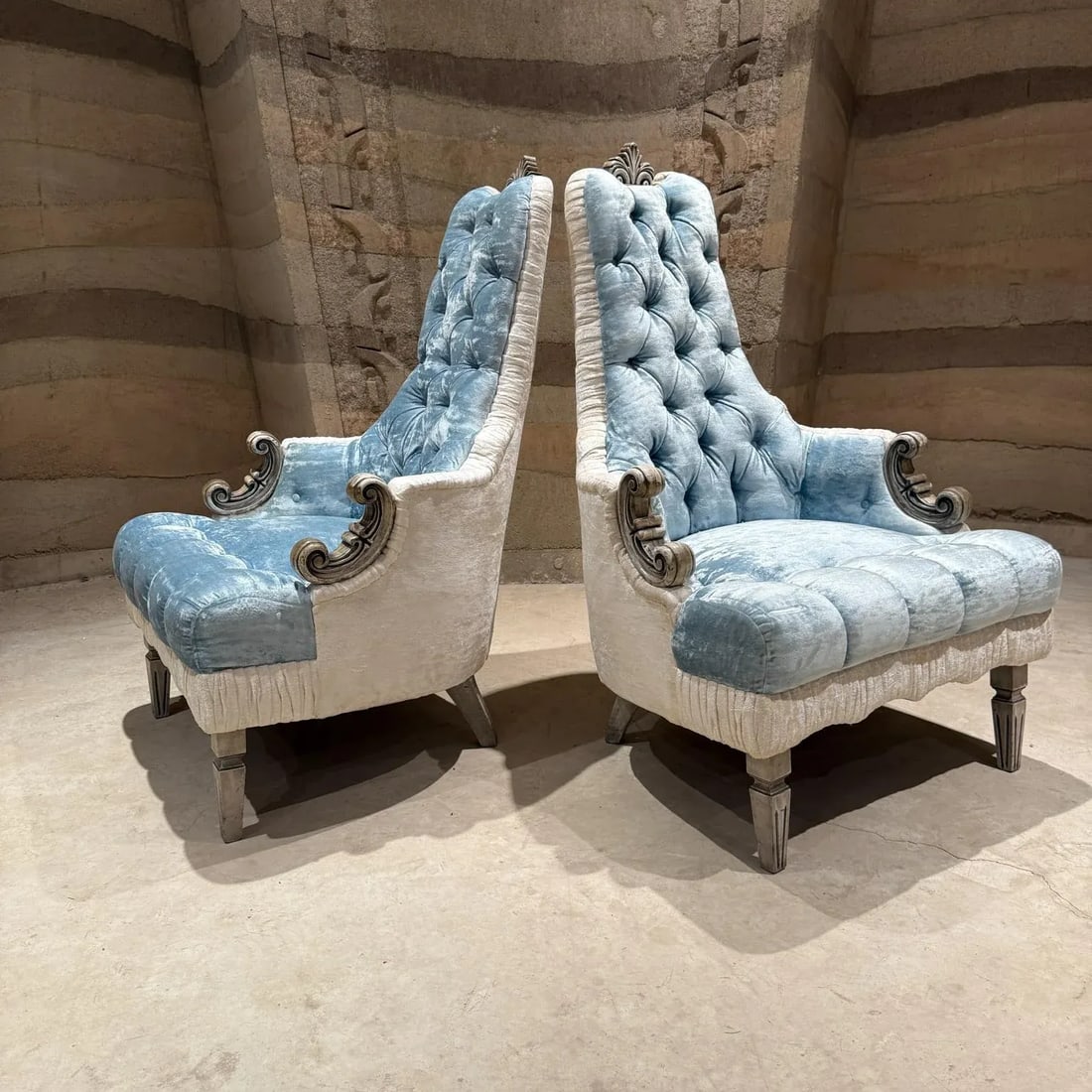 French Hollywood Regency Original Pair Armchairs Tufted Blue White Velvet - 4