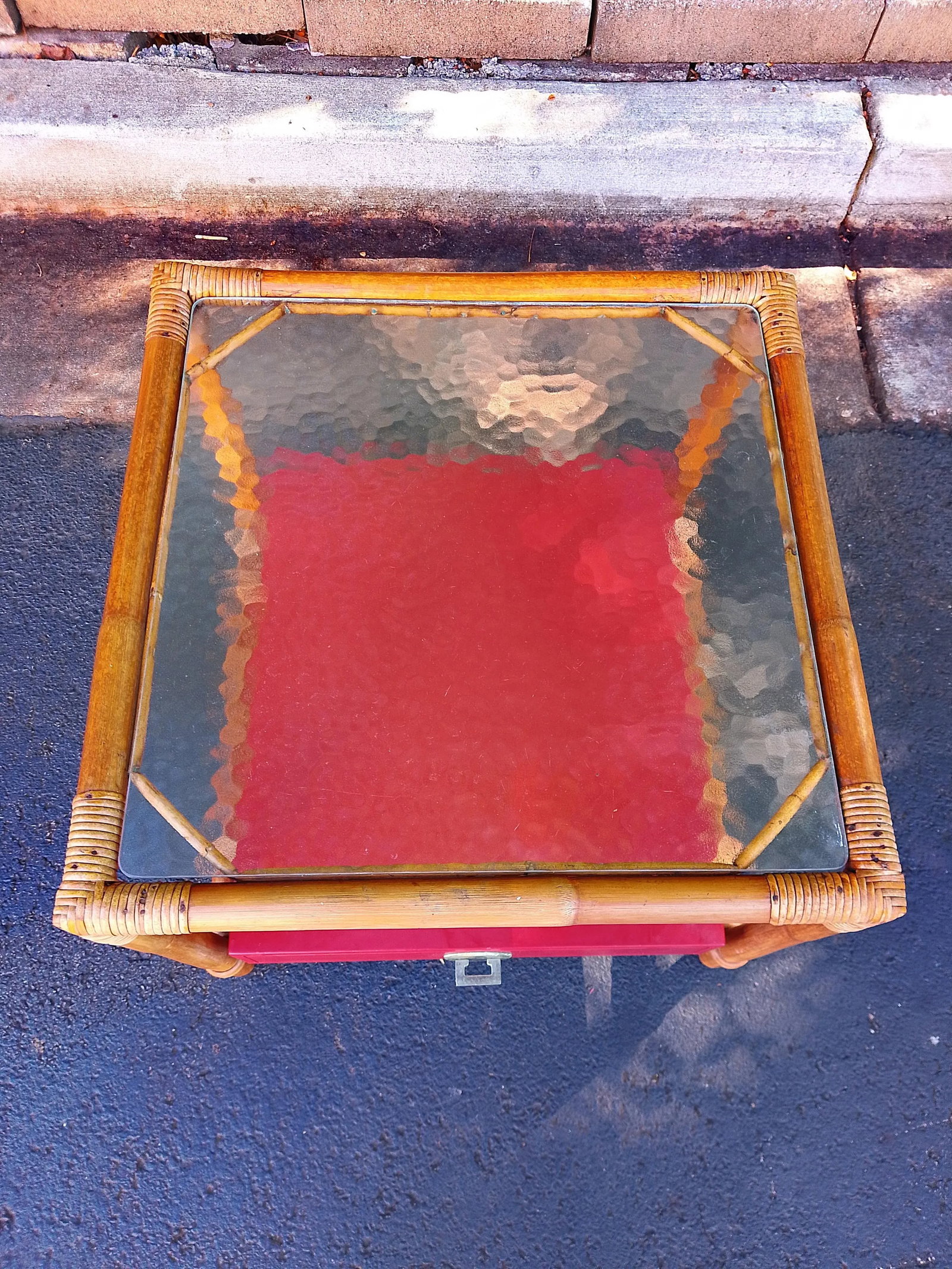 John Wisner for Ficks Reed Attributed Rattan Side Table With Chinese Red Drawer and Nickel Hardware - 4