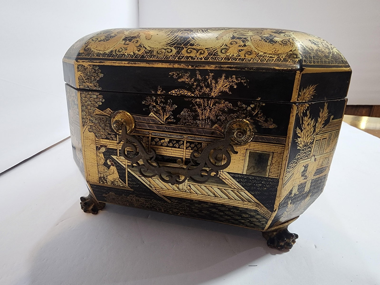 19th Century Chinese Gold and Black Lacquer Box - 3