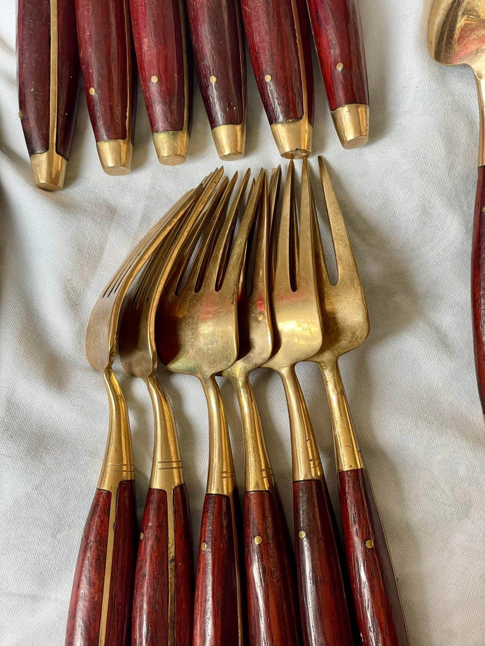Mid 20th Century Brass & Rosewood Flatware Set for 6 Knives Forks Spoons 24 PCS Silverware - 8