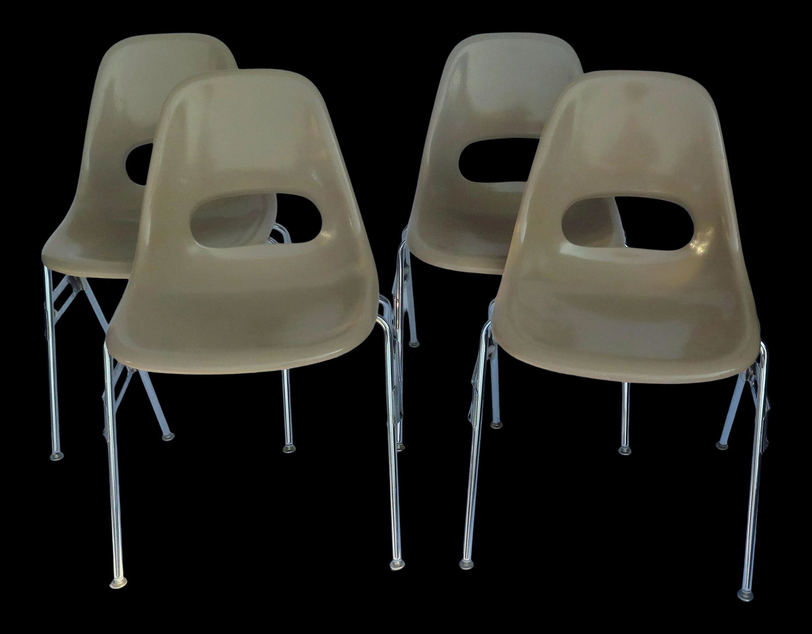 1980s Herman Miller-Style Fiberglass Shell Chairs- Set of 4 (1 of 4)