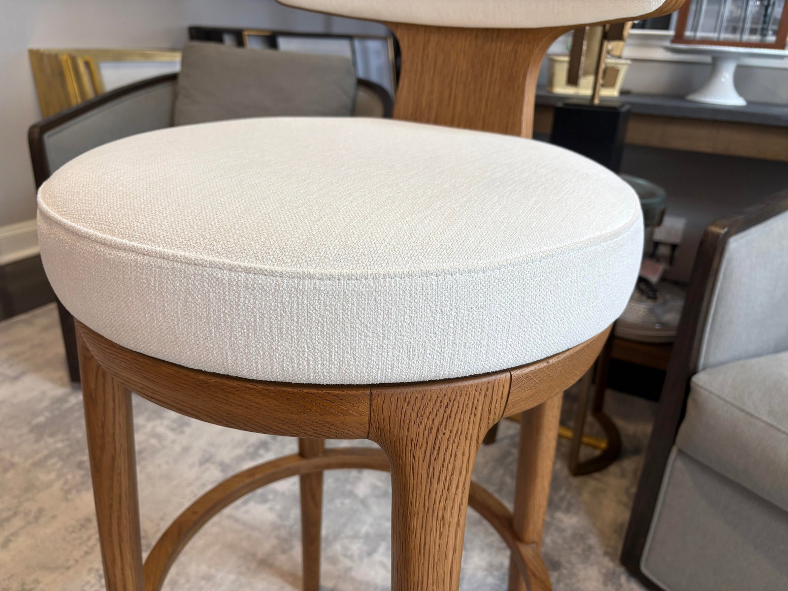 Rh Ligné High Back Swivel Bar Stool "?? Single - 16