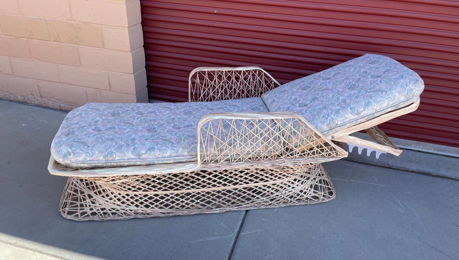 1960s Mid-Century Russell Woodard Spun Fiberglass Chaise Lounge - 9