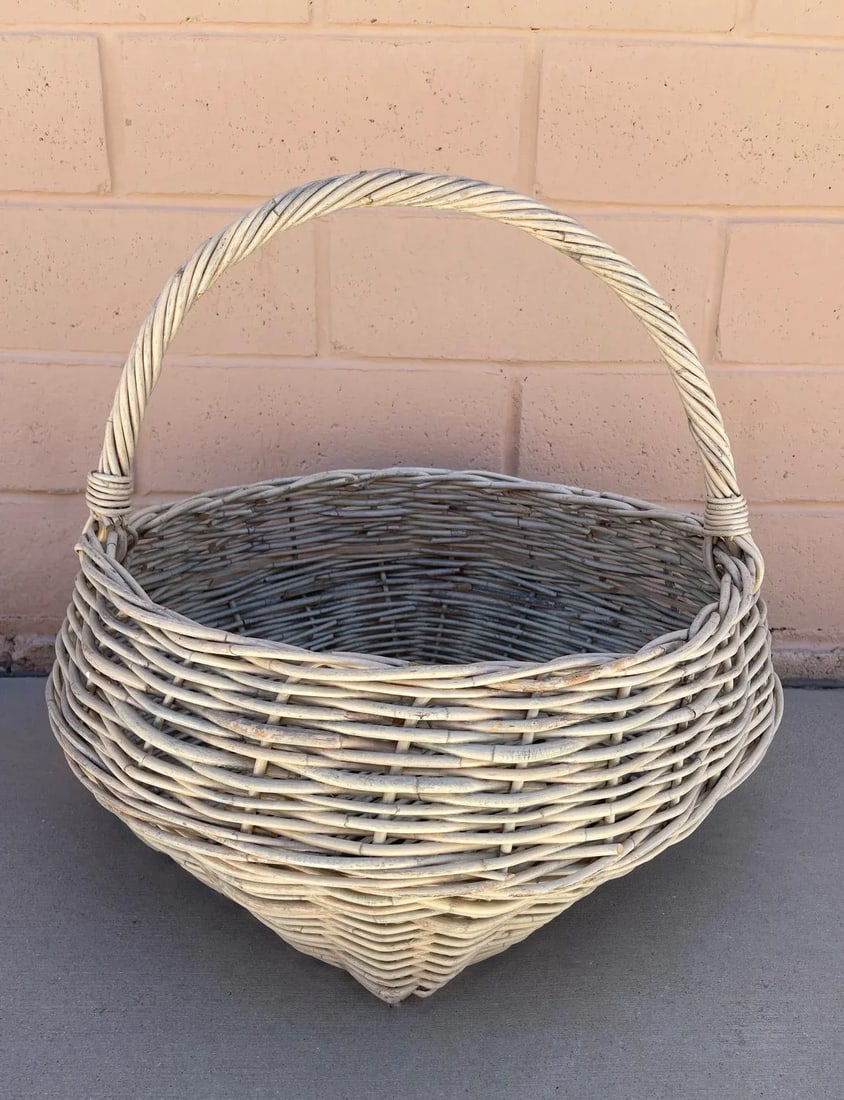 Rustic Farmhouse Large Wicker Gathering Basket - 7
