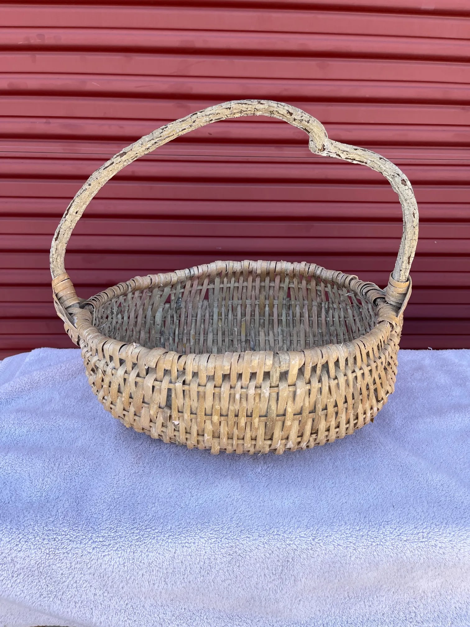Rustic Whitewashed Wavy Vine/Rattan Gathering Basket - 6