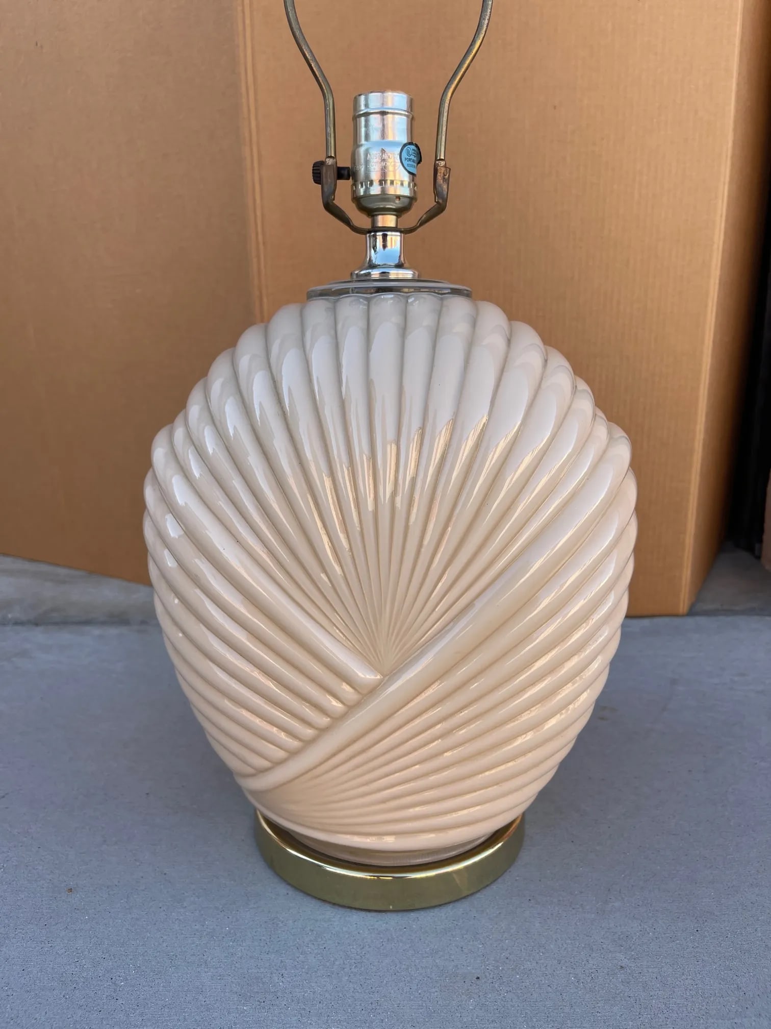 Postmodern Art Deco Peach Table Lamp - 5