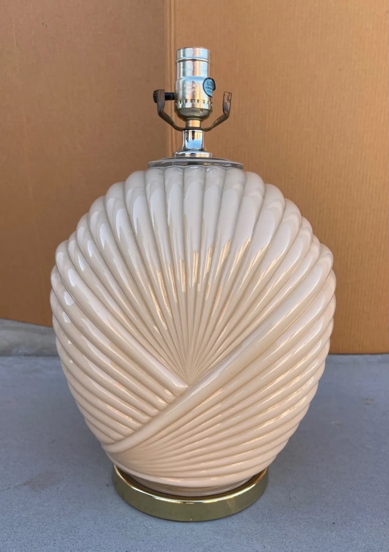 Postmodern Art Deco Peach Table Lamp - 7