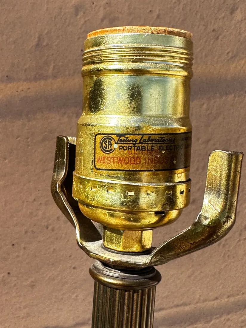 Vintage Westwood Industries White Porcelain/Brass Table Lamp - 9