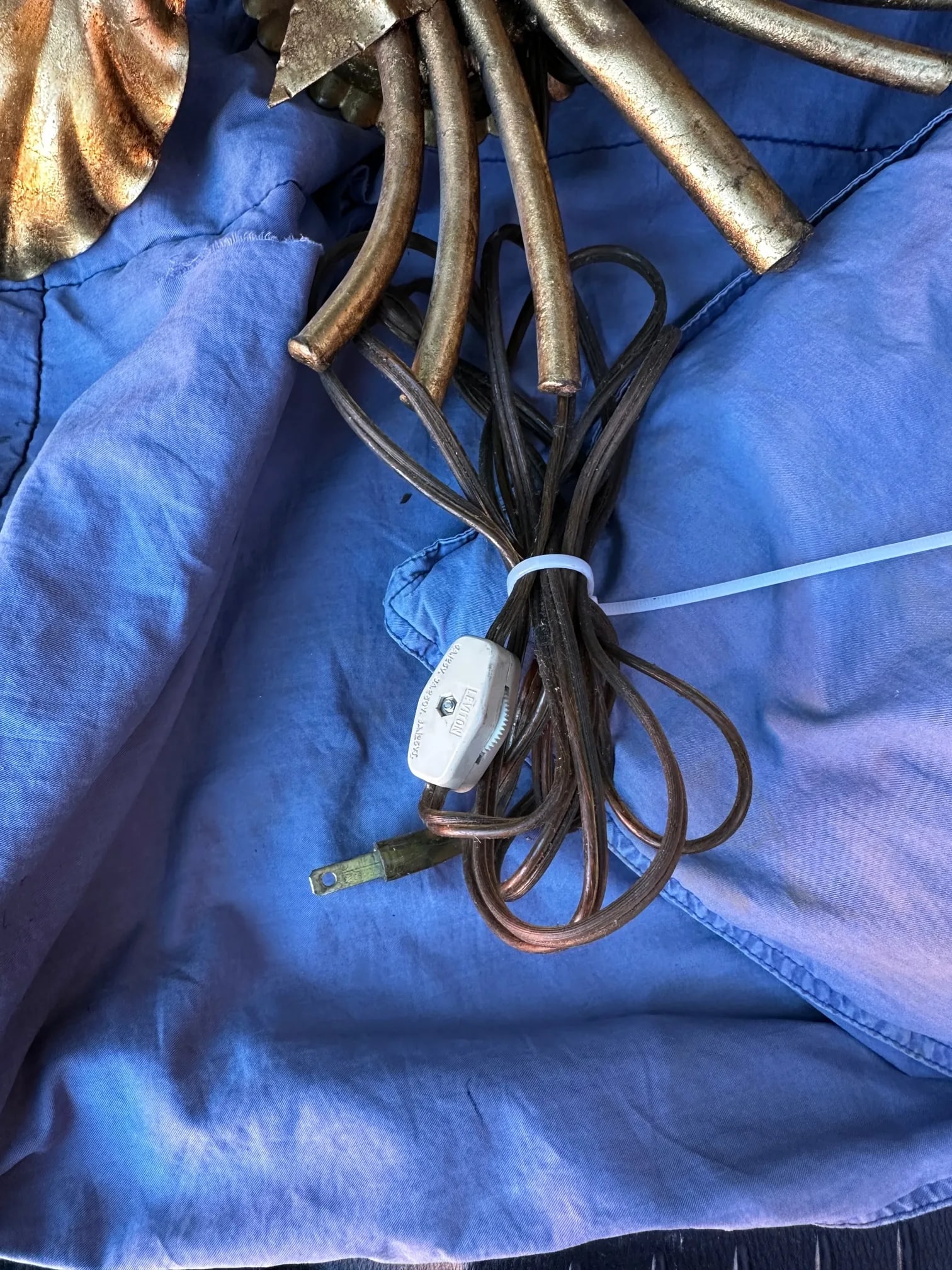 Vintage Hollywood Regency Hans Kogl Gilt Gold Leaf Wall Sconce - 7