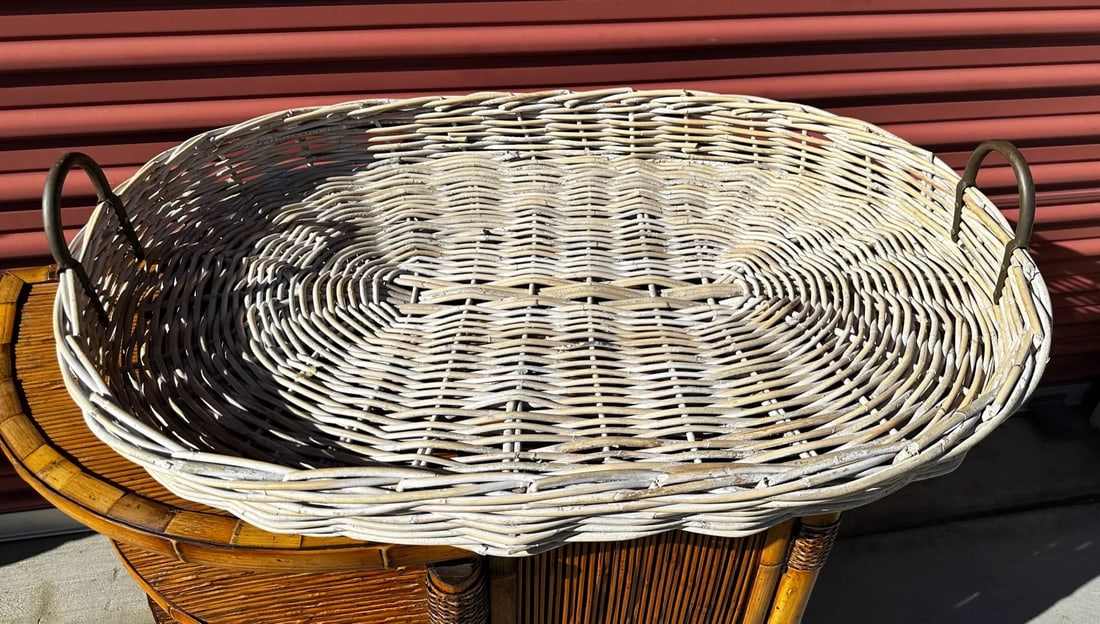 Large Rustic European Woven Wicker Tray - 7
