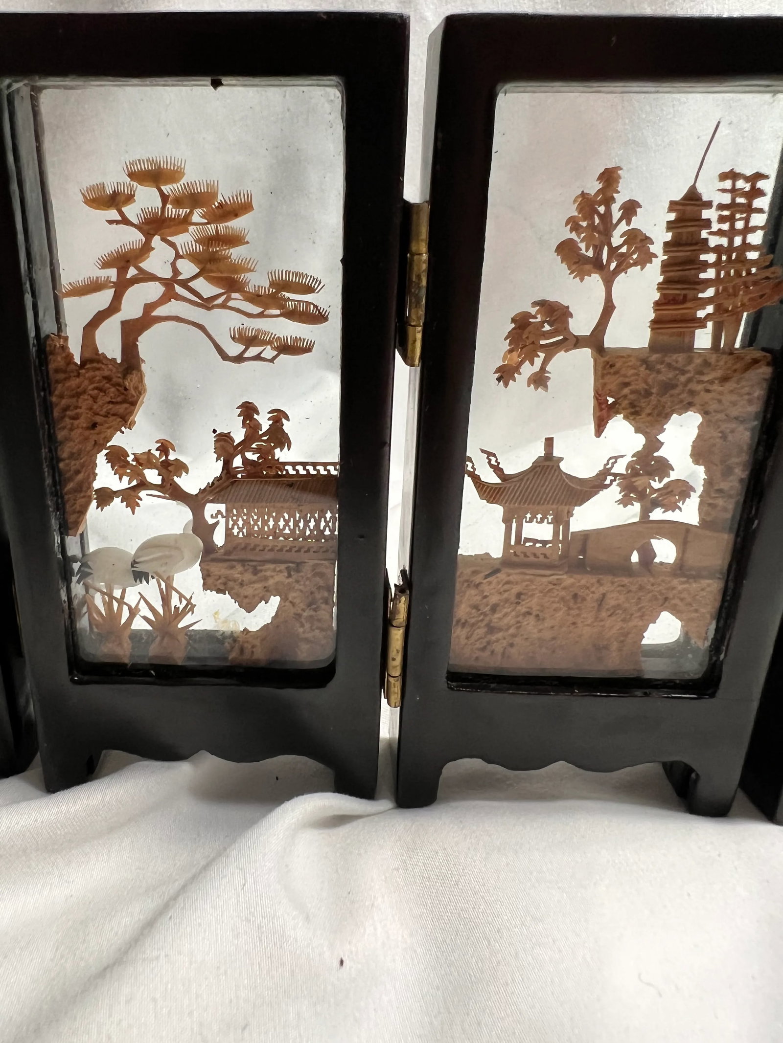 Chinoiserie Mini Folding Screen Cork Sculpture Asian Design - 7