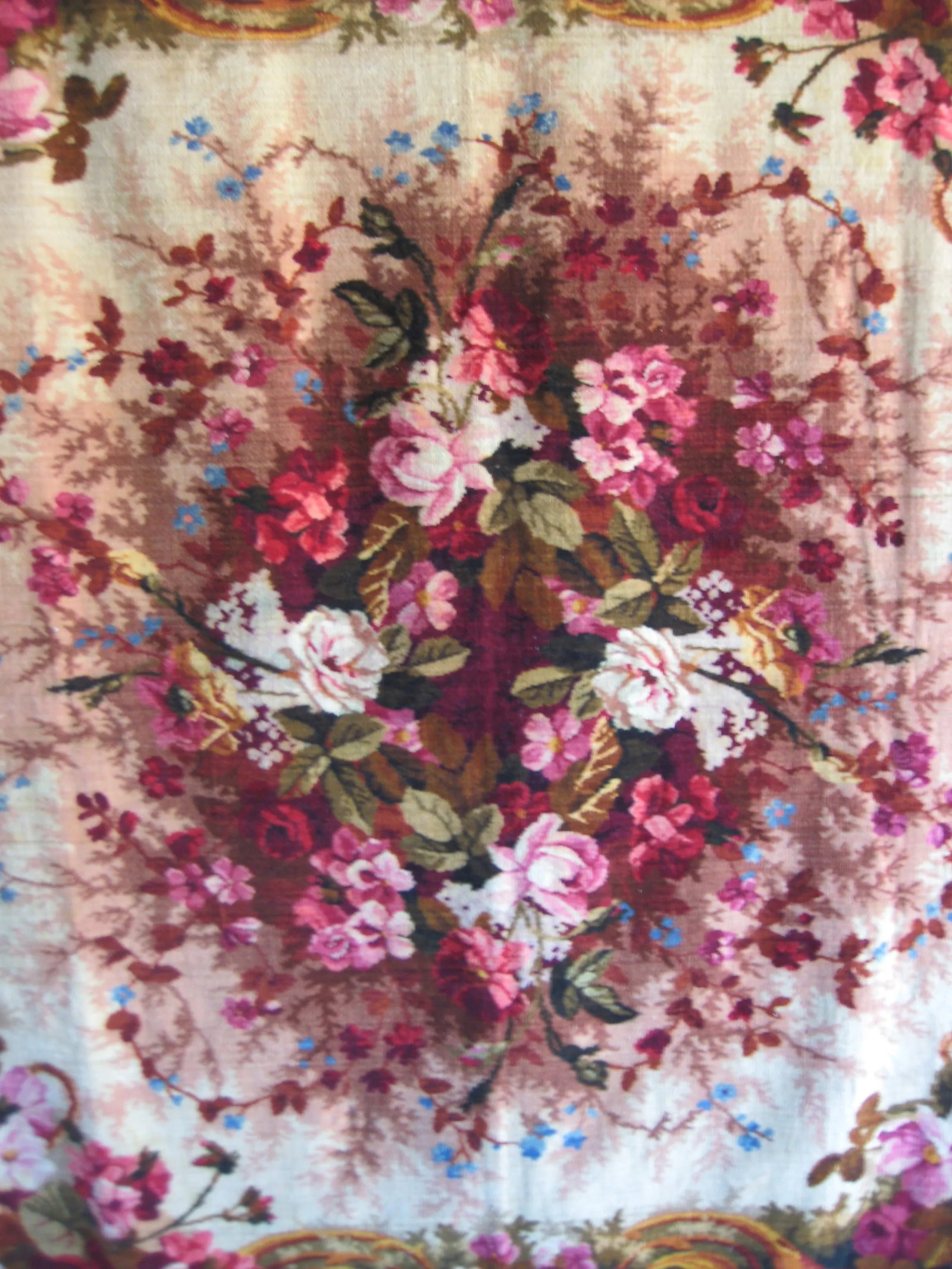 Late 19th Century French Napoleon III Velvet Tablecloth - 3