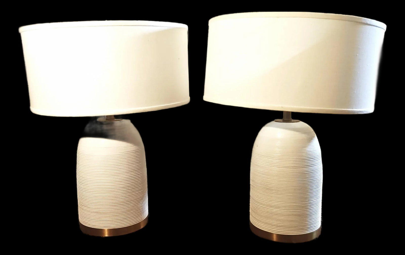 Palecek Rivoli Modern Classic White Leather Table Lamps- Set of 2: Palecek Rivoli Modern Classic White Leather Table Lamps- Set of 2 SPECIFICATIONS 25.5 inches high x 9 inches wide x 9 inches deep Shade: 9.5 inches high x 20 inches wide x 20 inches deep 