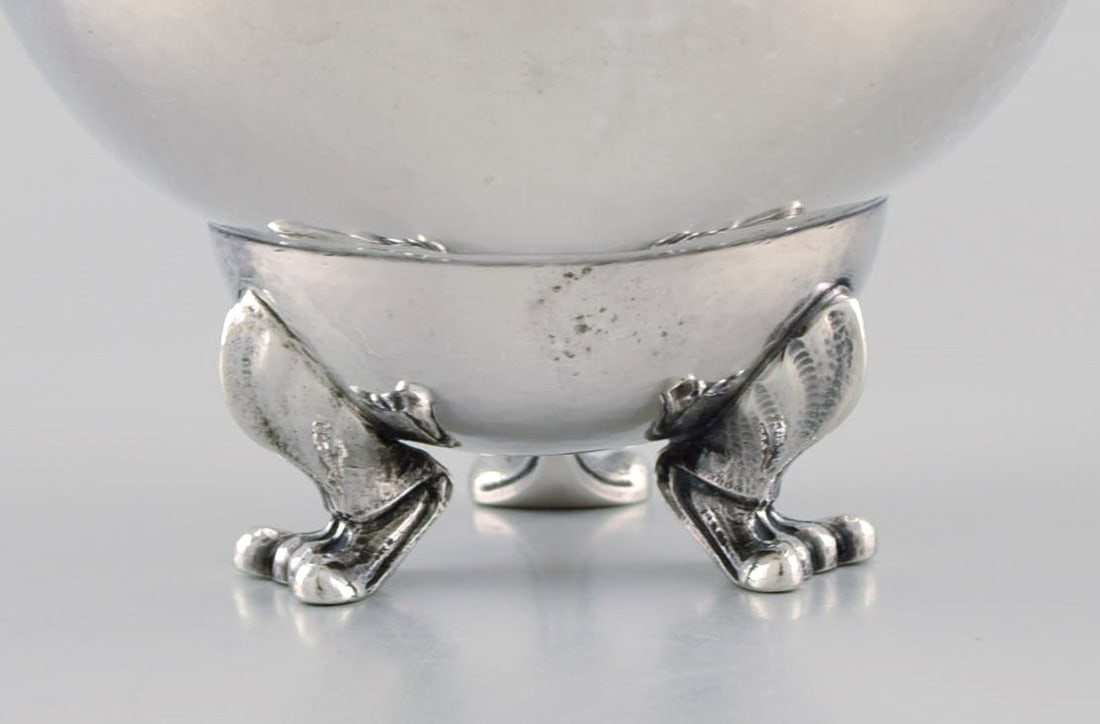 Georg Jensen Blossom sugar bowl in hammered sterling silver. Model 2D. Dated 1925-1932. - 4