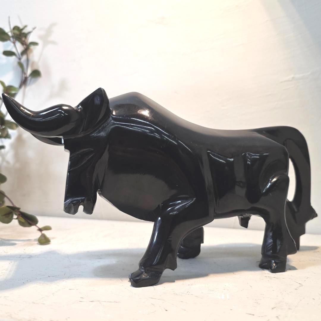 Vintage Black Stone Bull Sculpture Hand Carved Onyx Marble Figure Mid Century Modern Decor Taurus (1 of 10)
