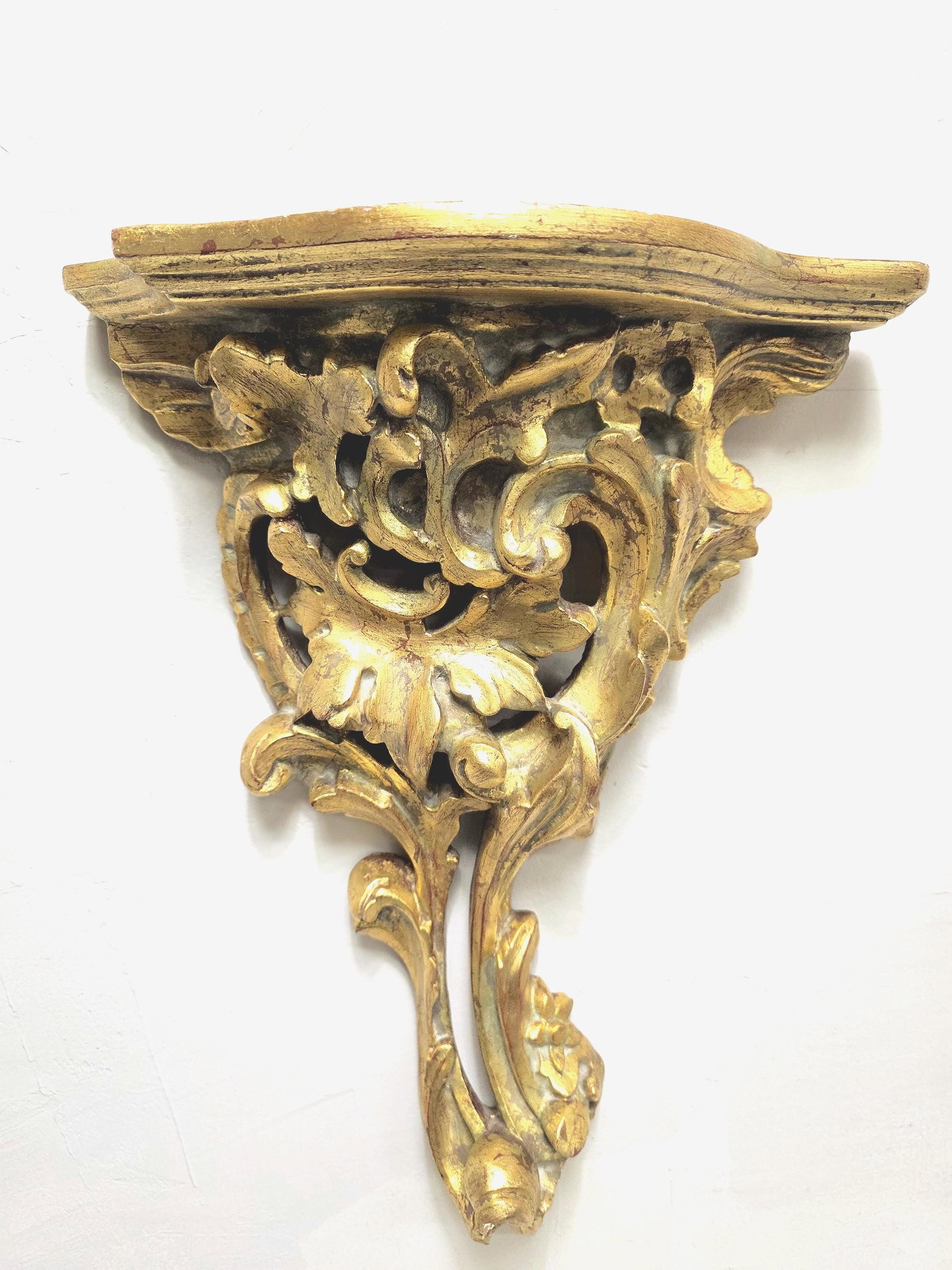 Rococo Giltwood Wall Bracket Shelf, 1960s Carved Gold Corbel, Hollywood Regency - 6