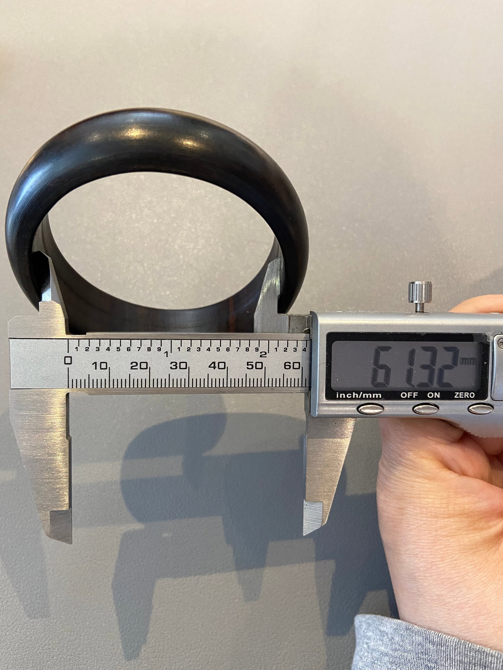 Natural Indian Cowhair Grain small leaf rosewood Bracelet 61mm inner - 6