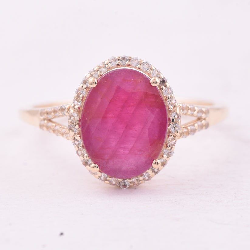 2.91 Ct Oval Ruby 9K Gold Ring (1 of 5)