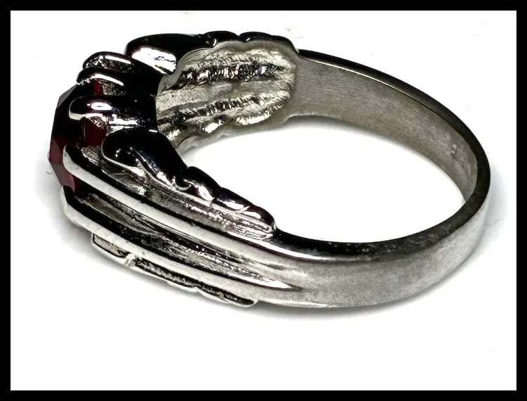 Vintage Sterling Silver Red Stone Ring - 4