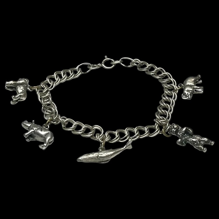 Vintage Sterling Silver Animal Themed Charm Bracelet (1 of 8)