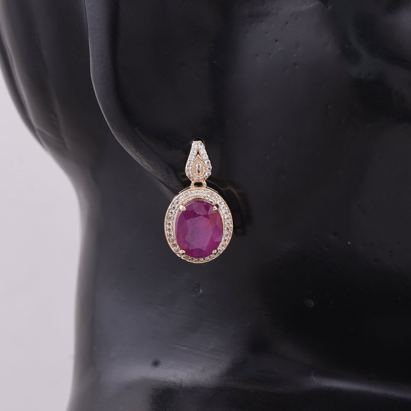 6.89 Ct Oval Ruby 9K Gold Earrings - 2