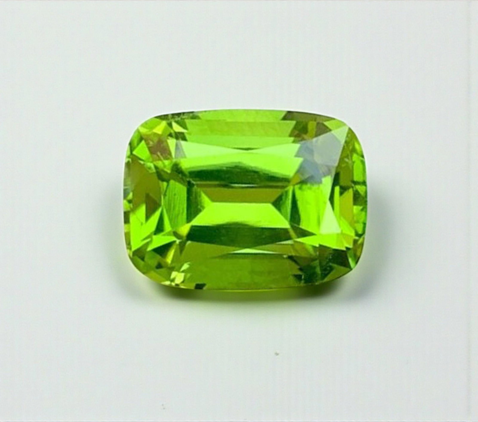 Cushion Cut Peridot Gemstone: Natural August Birthstone (4.68 carats) (1 of 11)