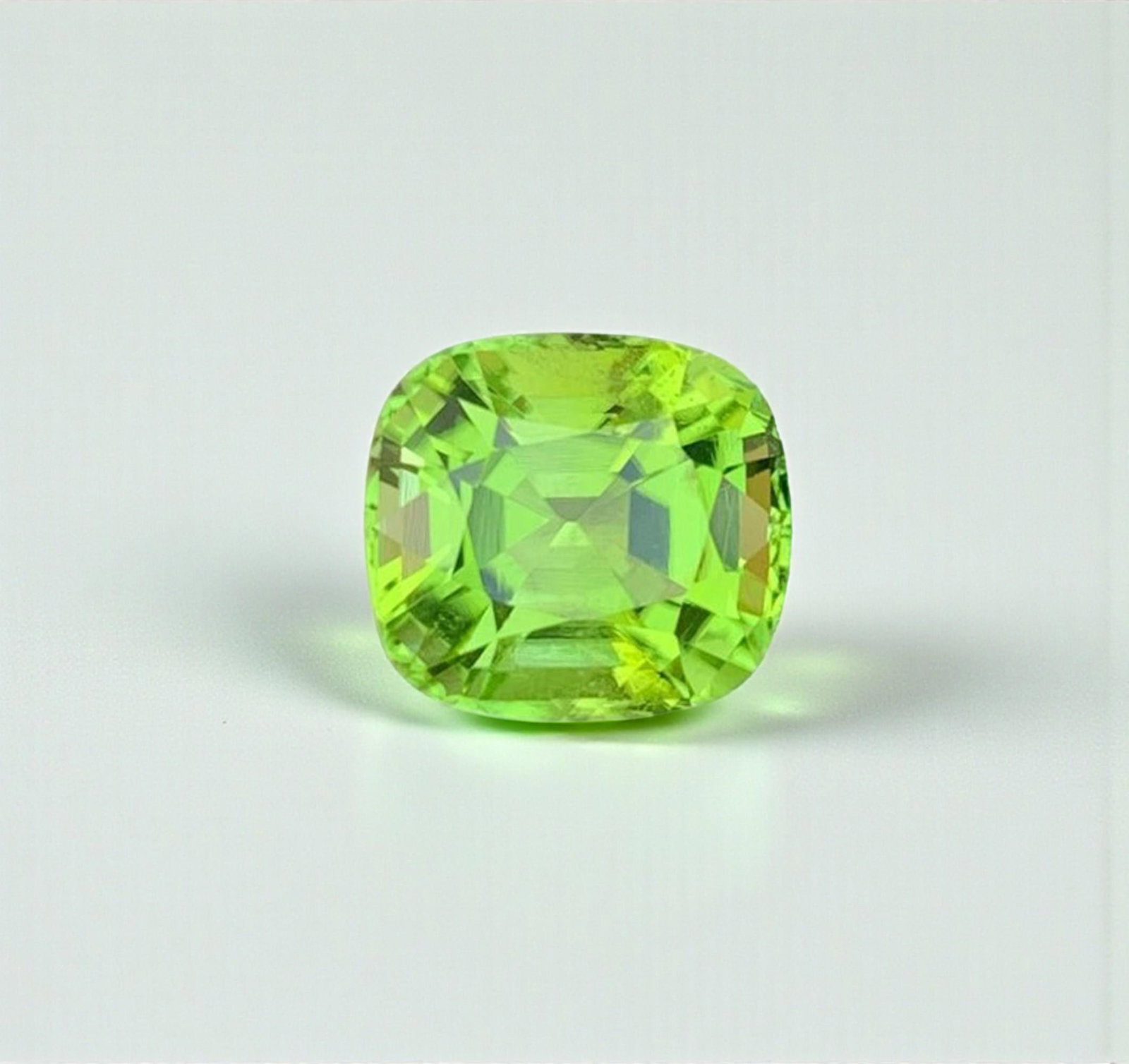 Natural Peridot Gemstone: Cushion Cut Loose Stone, August Birthstone (5.38 carats) (1 of 11)