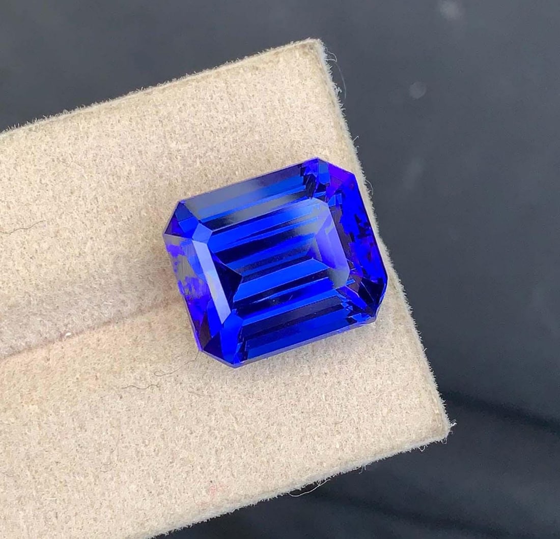 Natural D Block Tanzanite Loose Gemstone Emerald Shape Ring size For Making Jewelry (1 of 9)