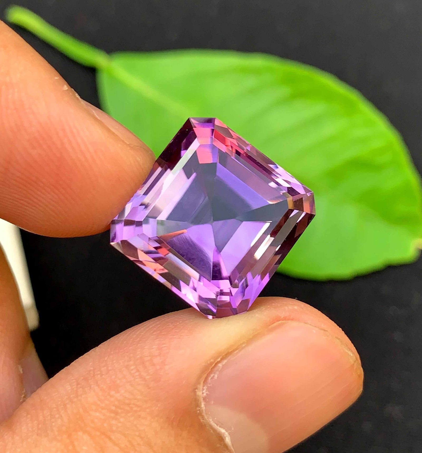Natural Pinkish Purple Amethyst Gemstone: Asscher Cut, 19.80 Carats (1 of 13)