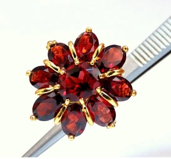 10ct Natural Garnets Clover Ring 10 Karat Yellow Gold 45578**: Title: 10ct Natural Garnets Clover Ring 10 Karat Yellow Gold 45578** Description: 10ct Natural Garnets Clover Ring 10 Karat Yellow Gold 45578** $800.00 PRODUCT DESCRIPTION 10 carat natural