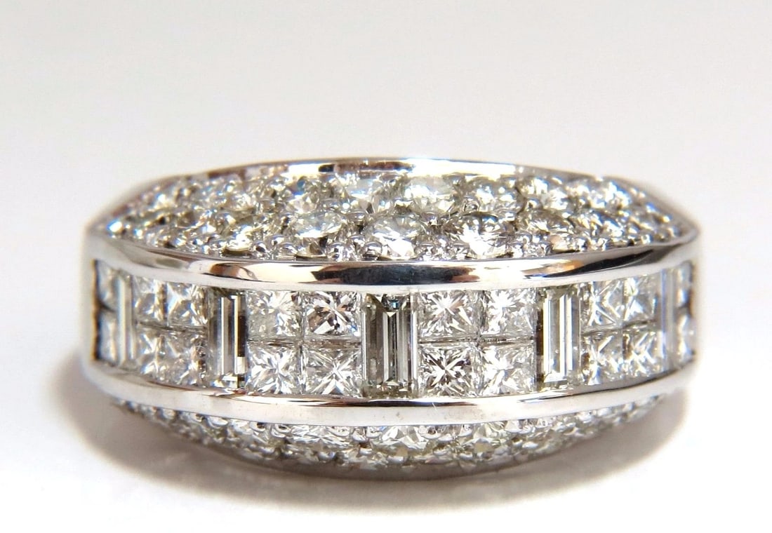 4.00ct diamonds raised contemporary ring three dimensional 18kt**: Title: 4.00ct diamonds raised contemporary ring three dimensional 18kt** Description: Contemporary three dimensional band. 4.00ct. Natural brilliant baguette, princess & round diamonds Vs-2 clarity G