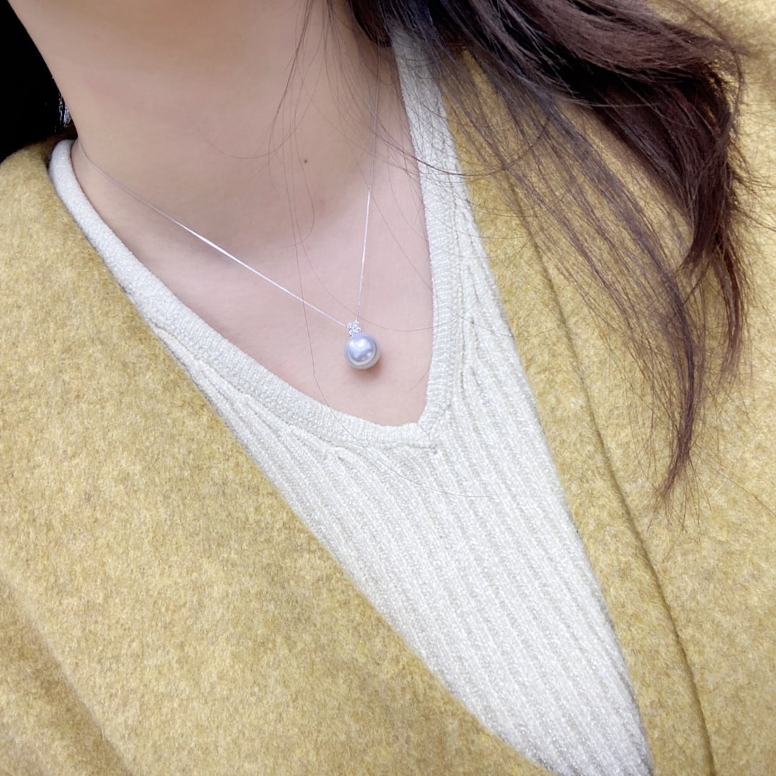 18K Gold Pearl Pendant - 6