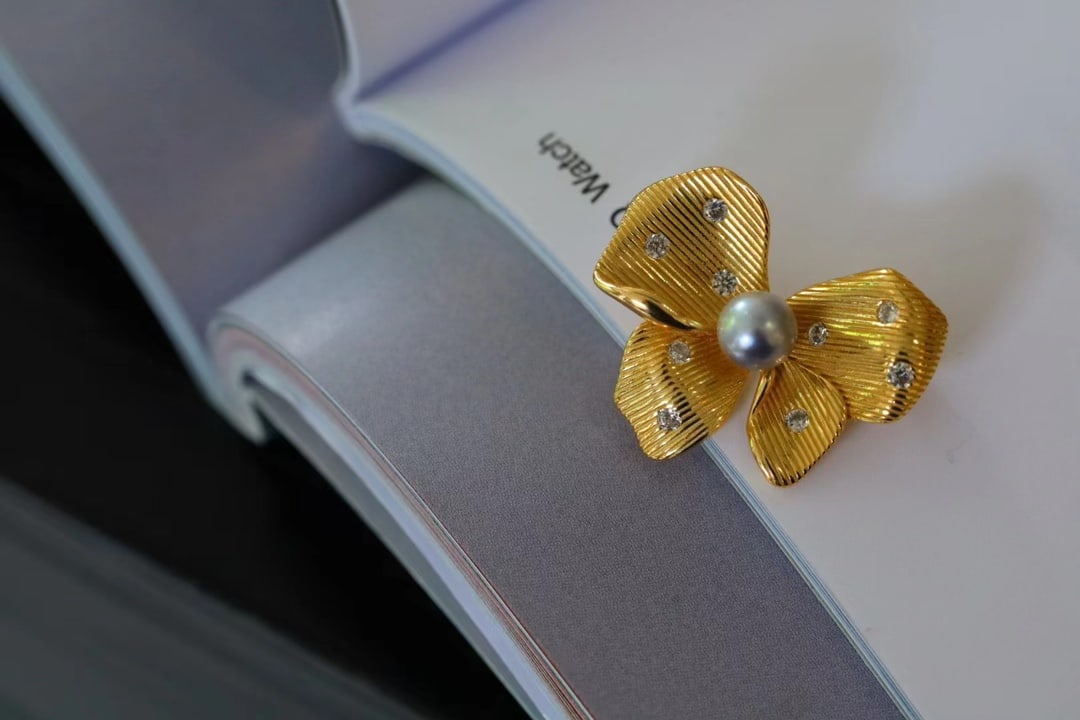 Silver Pearl Pendant - 2