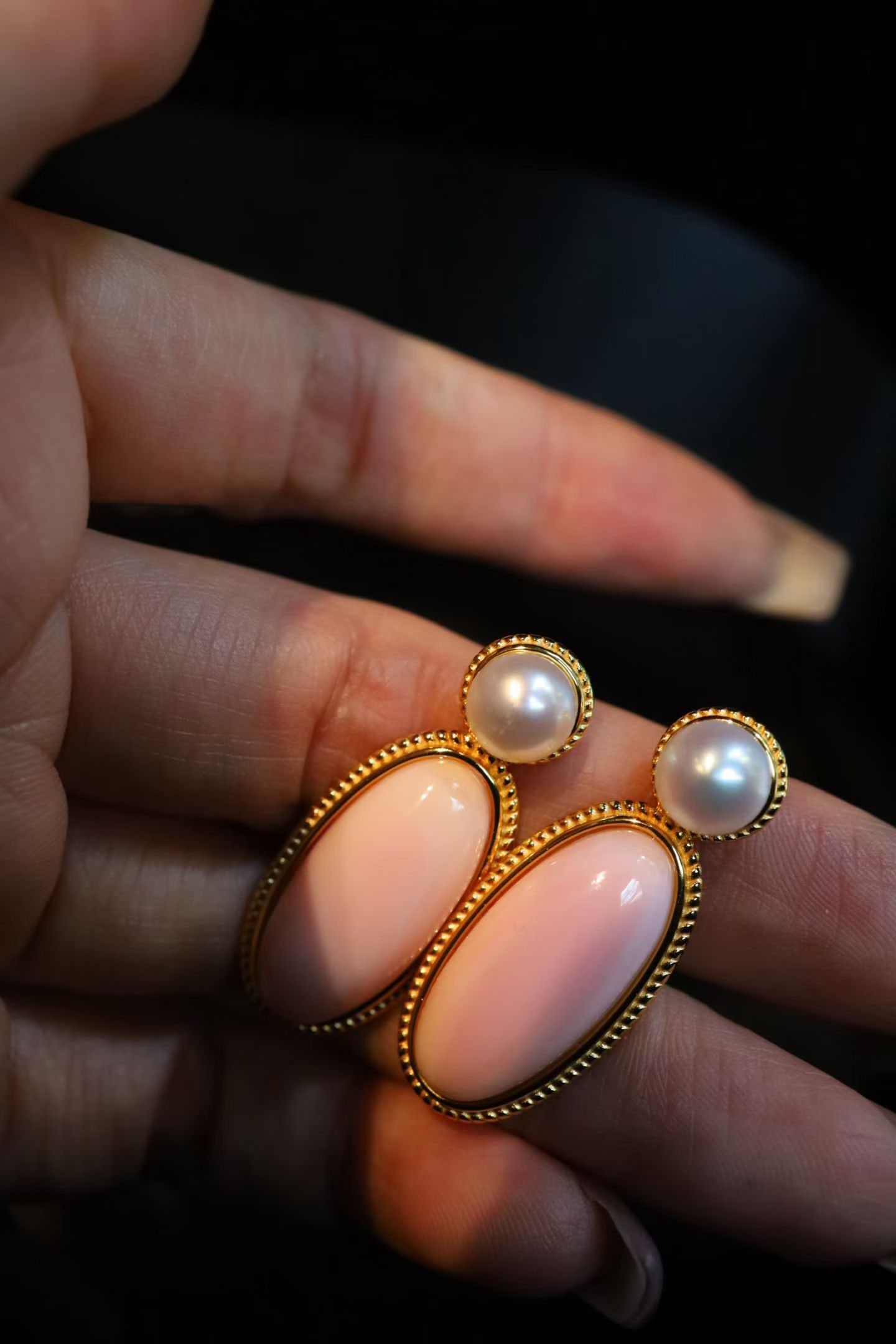 Silver Natural Queen Shell Pearl Earrings - 3