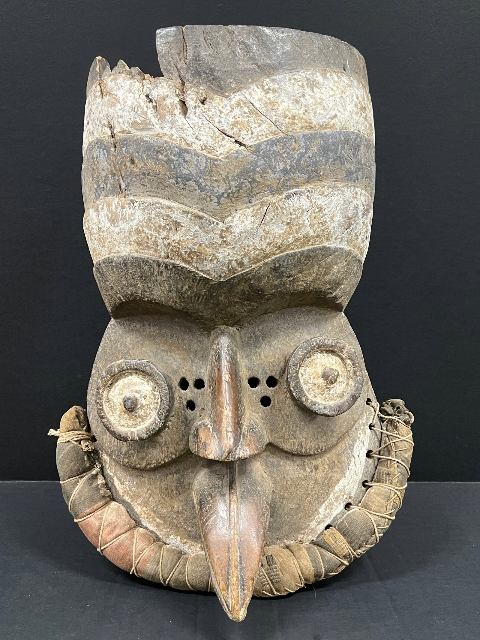 Carved Wood Large Grebo Mask (1 of 9)