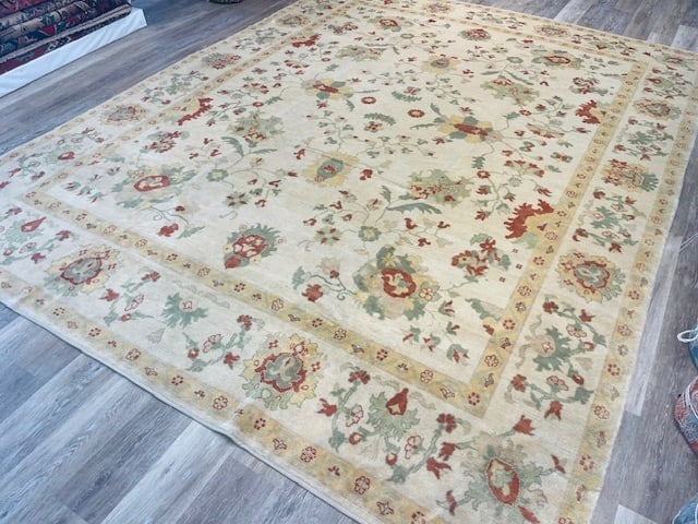 Fine Vintage Turkish Ushak Rug-4072: Title:Fine Vintage Turkish Ushak Rug-4072 Description:Beautiful all over design fine vintage Turkish rug from Turkey, size 9 ft by 11 ft. 7 inches, circa 1980 in excellent and full pile, complete rug 