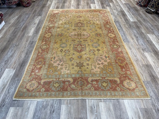 Vintage Turkish Ushak Rug-5146: Title:Vintage Turkish Ushak Rug-5146 Description:Vintage Ushak Turkish rug from west of Turkey, size 5 ft. 7 inches by 9 ft. 2 inches, circa 1980, excellent condition with a good pile throughout, comp