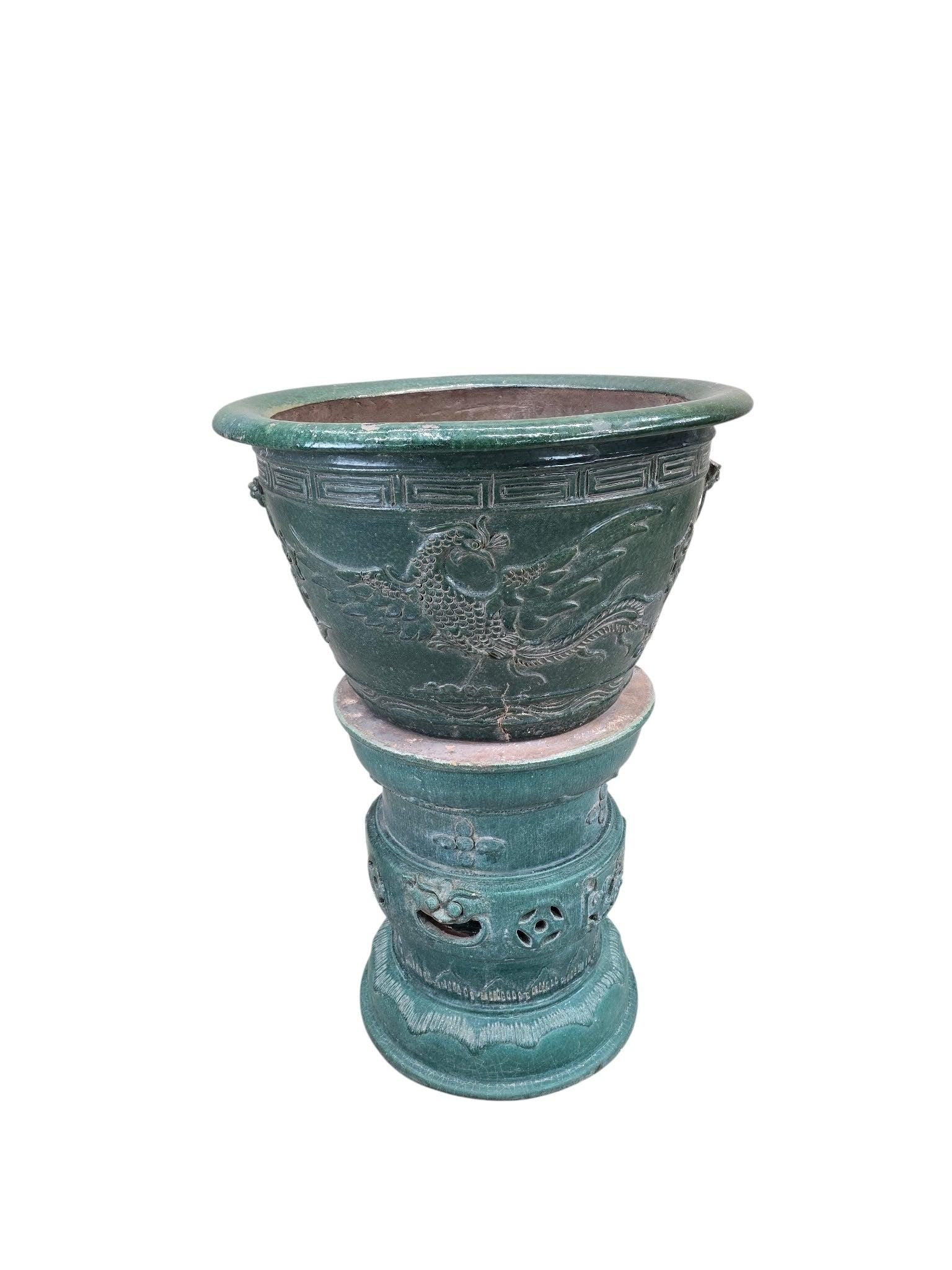Antique Green Glazed Planter Pot Vase from Guangdong Province - 4