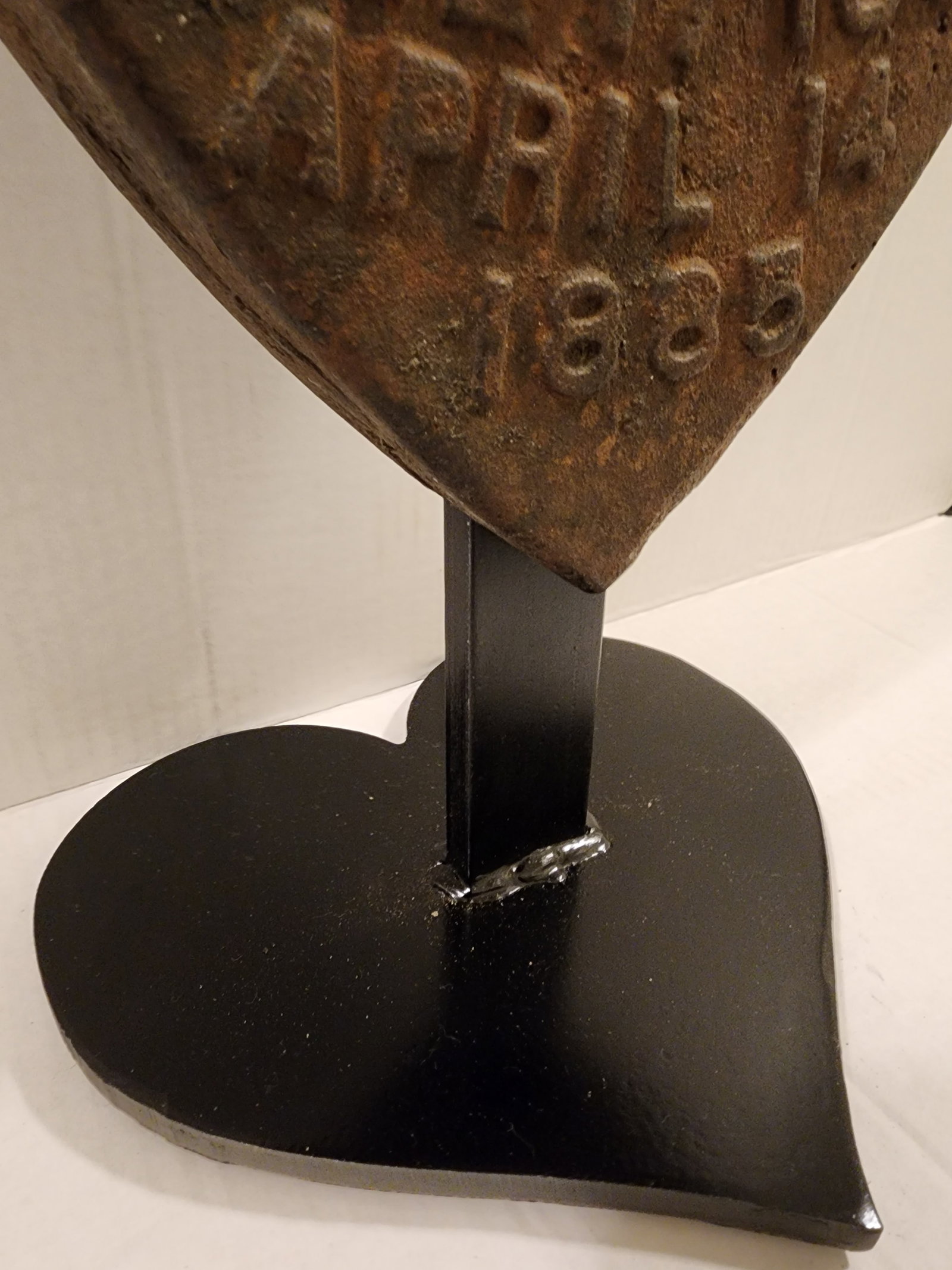 CAST IRON HEART WEIGHT - 2