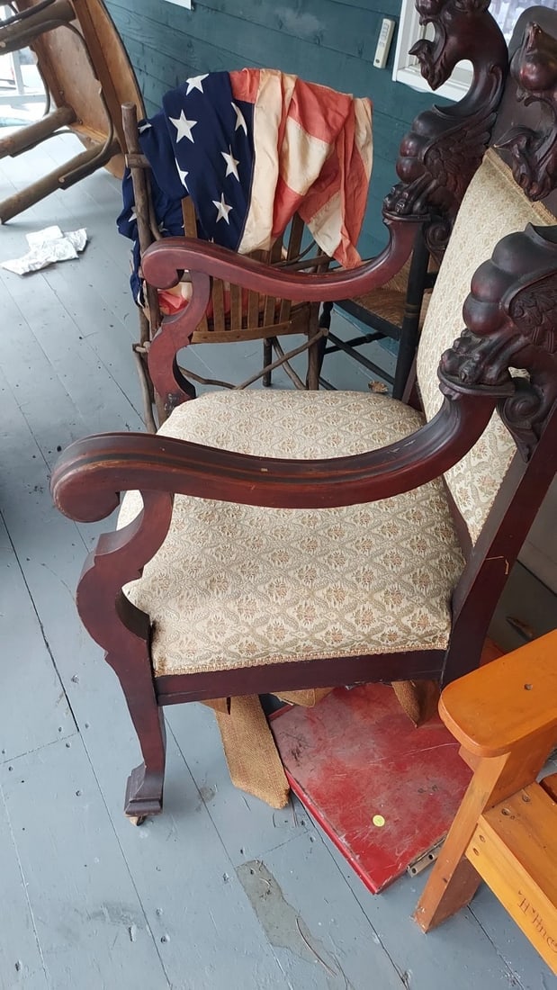 Rare Griffin Chair Possible Horner Fantastic Piece 12" tall carved griffins - 3