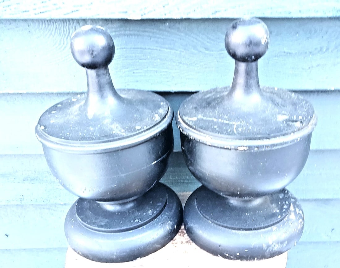 19th century Wooden Finials 13 Inches Tall Pair: Great looking piece in excellent condition. Huge and bulbous. 10" diameter and 13" tall Date 1890 1910 period. Nice shape. Weigh 5lbs each. Shipping charges include insurance. Shipping: Domestic: Flat