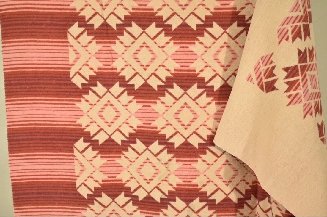 Vintage 30's Deco Camp Blanket - 5