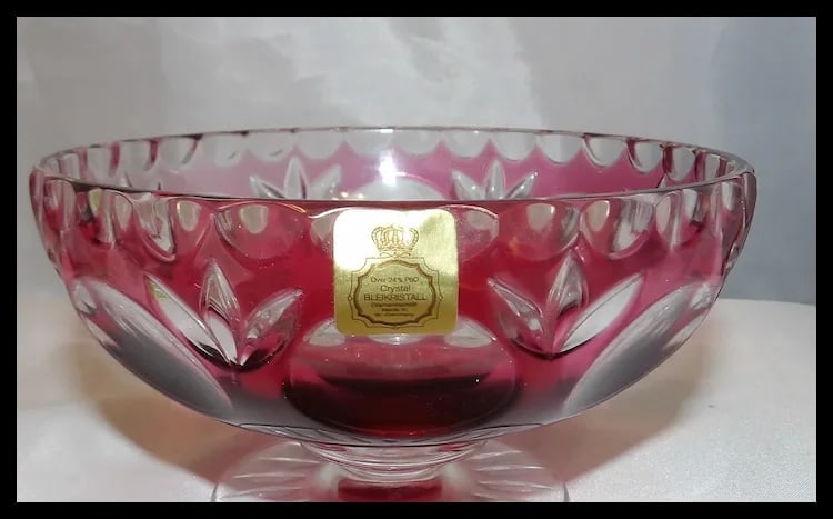Bleikristall Cranberry Candy Bowl with Murano Glass Candies - 8