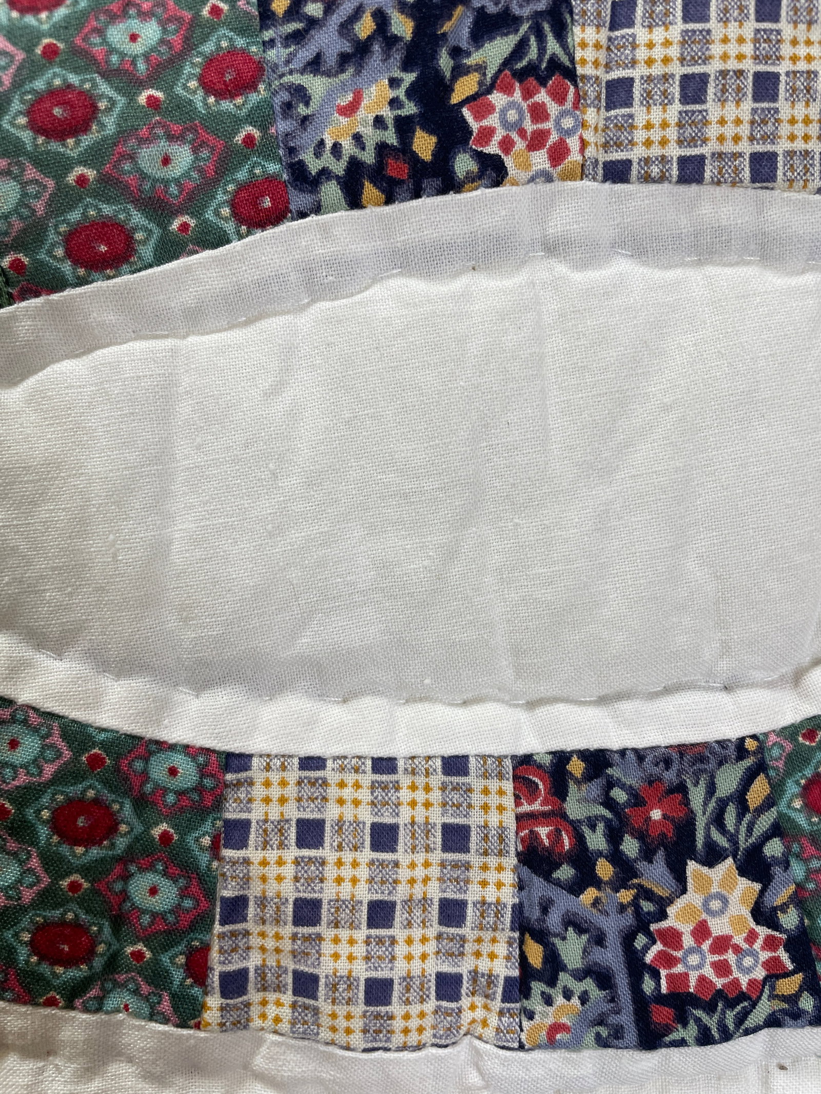 Wedding Ring Quilt 83" x 66" - 3